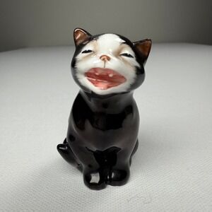 Vintage Royal Doulton Lucky Cat Fine Bone China Figurine
